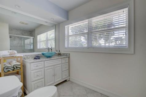 1920 Waters Edge Pompano Beach FL 33062