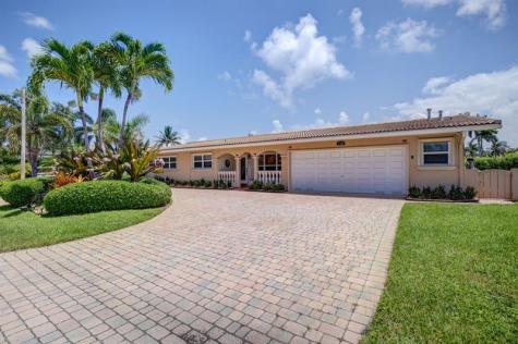 1920 Waters Edge Pompano Beach FL 33062