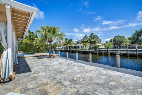 1920 Waters Edge Pompano Beach FL 33062
