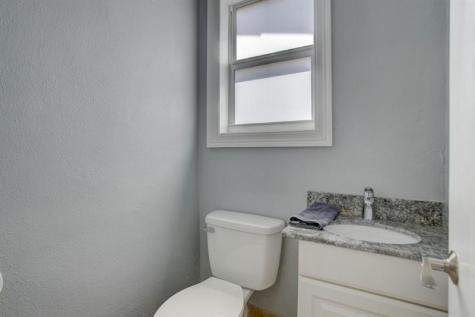 1920 Waters Edge Pompano Beach FL 33062