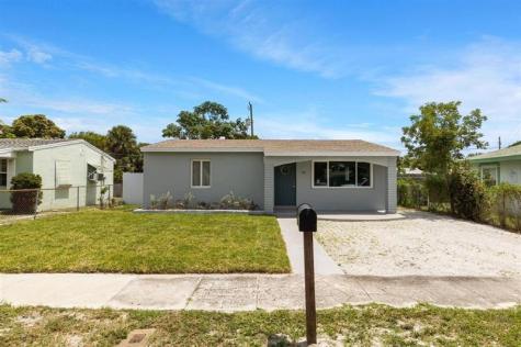 726 56TH Street West Palm Beach FL 33407