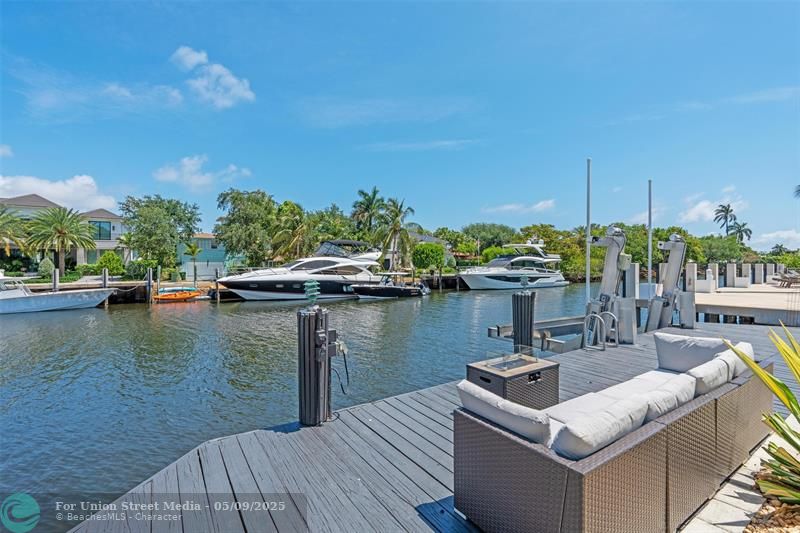 1749 SE 9th Street Fort Lauderdale FL 33316