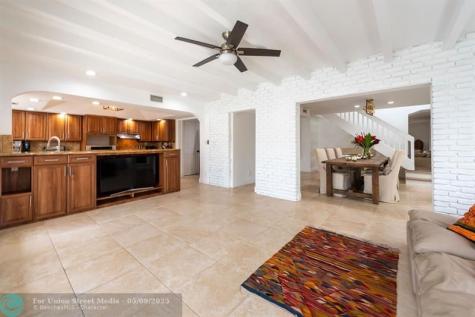 1749 SE 9th Street Fort Lauderdale FL 33316