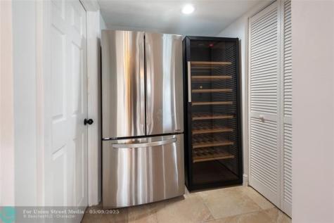 1749 SE 9th Street Fort Lauderdale FL 33316