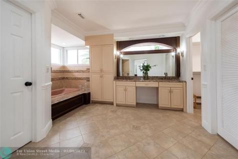 1749 SE 9th Street Fort Lauderdale FL 33316