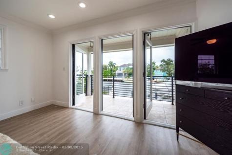 1749 SE 9th Street Fort Lauderdale FL 33316
