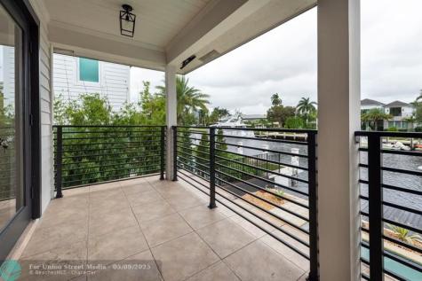1749 SE 9th Street Fort Lauderdale FL 33316