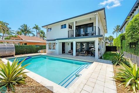 1749 SE 9th Street Fort Lauderdale FL 33316