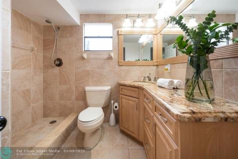 1749 SE 9th Street Fort Lauderdale FL 33316