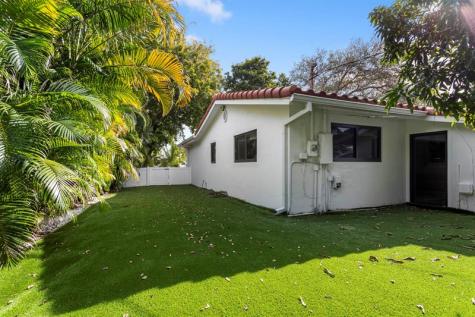 715 NE 25th Avenue Pompano Beach FL 33062