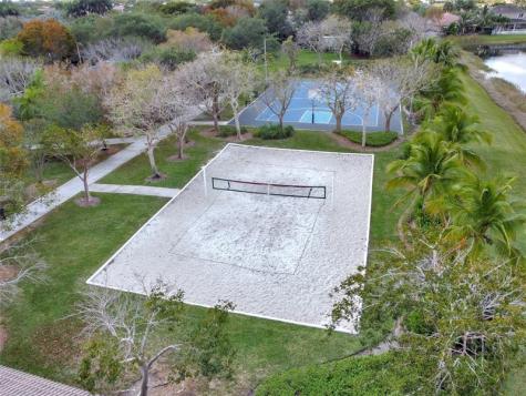 3872 W Hibiscus Street Weston FL 33332