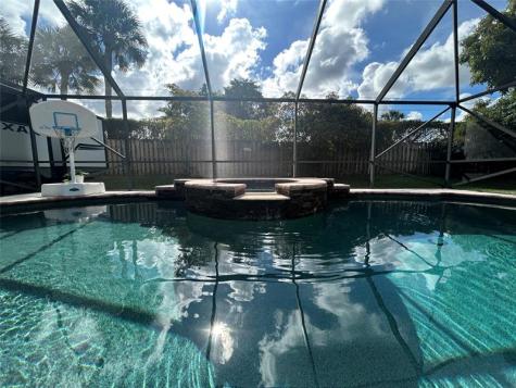 9548 Richmond Circle Boca Raton FL 33434
