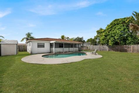 10901 Granite Street Boca Raton FL 33428