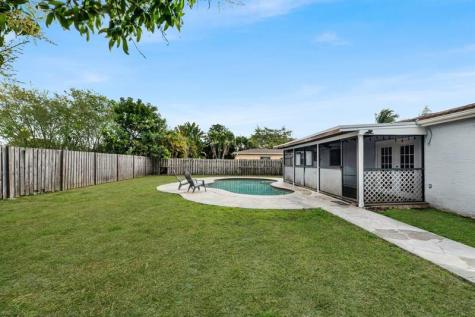 10901 Granite Street Boca Raton FL 33428