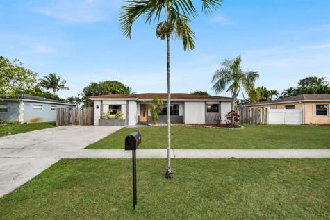 10901 Granite Street Boca Raton FL 33428