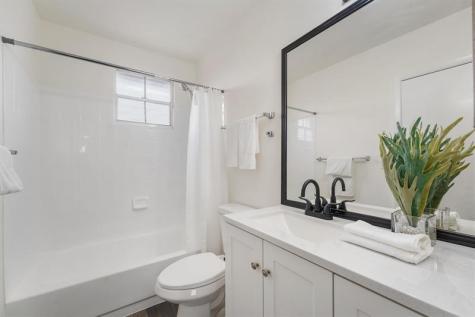 5916 Woodland Point Place Tamarac FL 33319