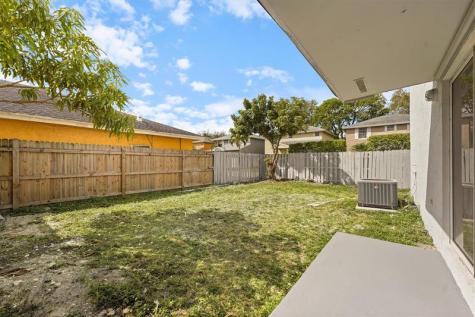 5916 Woodland Point Place Tamarac FL 33319