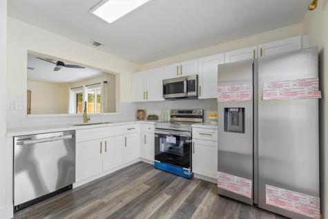 5916 Woodland Point Place Tamarac FL 33319