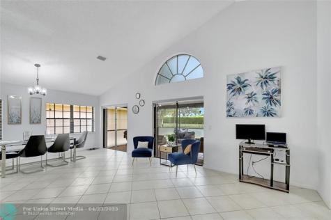 8071 Popash Court Boynton Beach FL 33472