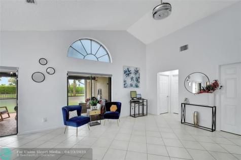 8071 Popash Court Boynton Beach FL 33472