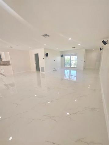 599 NW 12th Avenue Boca Raton FL 33486