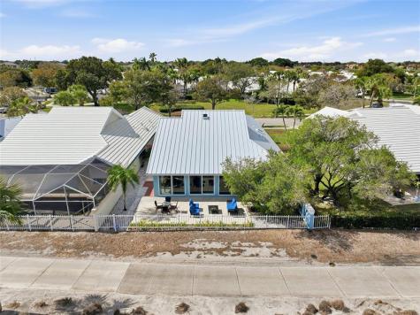 1530 Wilderness Road West Palm Beach FL 33409