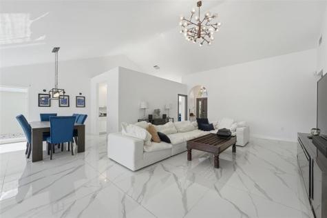 1530 Wilderness Road West Palm Beach FL 33409