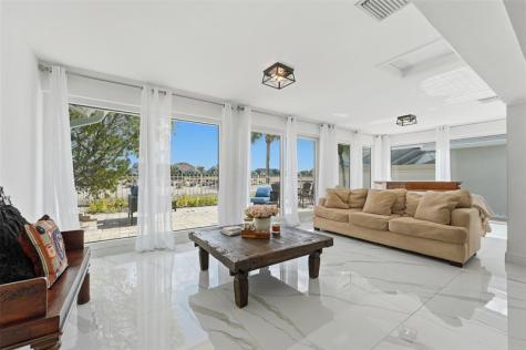 1530 Wilderness Road West Palm Beach FL 33409