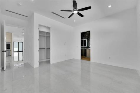 1113 NE 16th Street Fort Lauderdale FL 33304