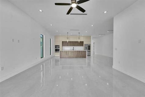1113 NE 16th Street Fort Lauderdale FL 33304