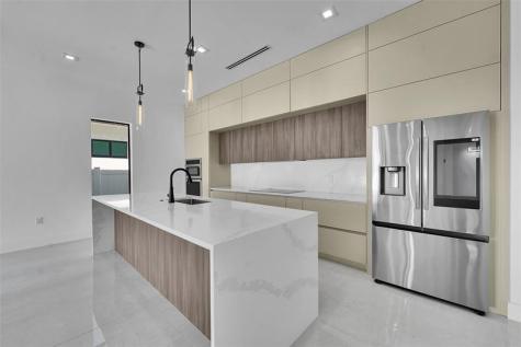 1113 NE 16th Street Fort Lauderdale FL 33304