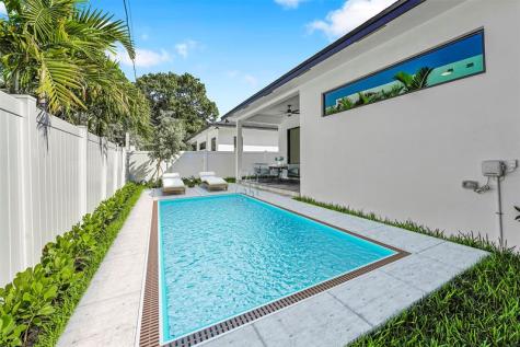 1113 NE 16th Street Fort Lauderdale FL 33304