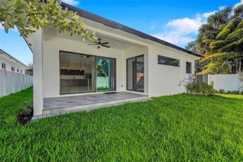 1113 NE 16th Street Fort Lauderdale FL 33304