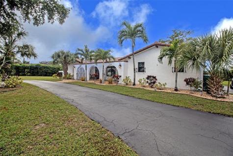 11035 NW 26th Drive Coral Springs FL 33065