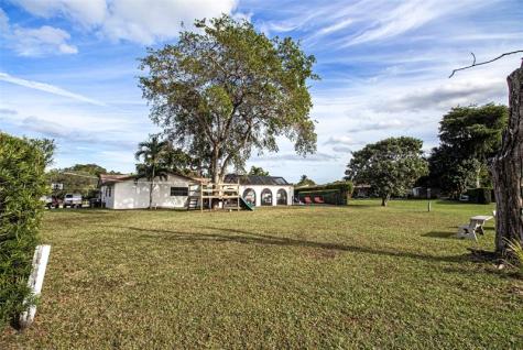 11035 NW 26th Drive Coral Springs FL 33065