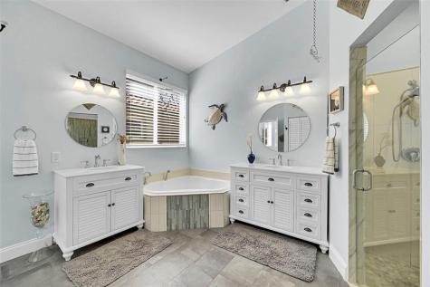 6030 Swans Way Coconut Creek FL 33073