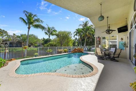6030 Swans Way Coconut Creek FL 33073
