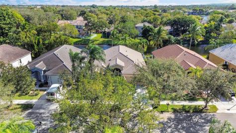 6030 Swans Way Coconut Creek FL 33073