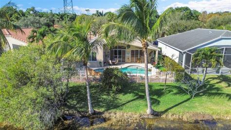 6030 Swans Way Coconut Creek FL 33073