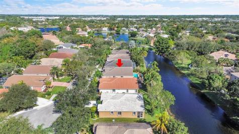 6030 Swans Way Coconut Creek FL 33073