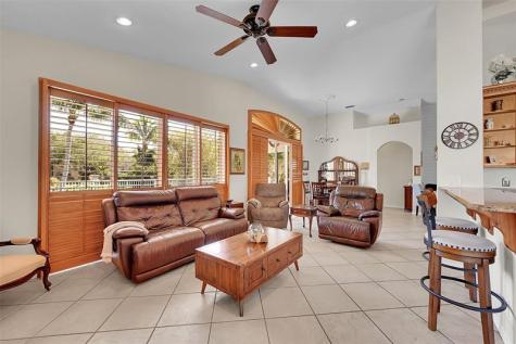 6030 Swans Way Coconut Creek FL 33073