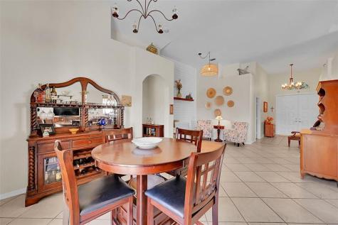 6030 Swans Way Coconut Creek FL 33073