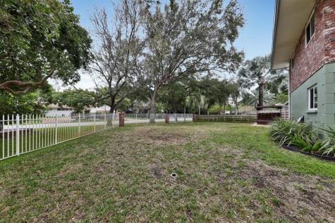 2780 SE 5th Court Pompano Beach FL 33062