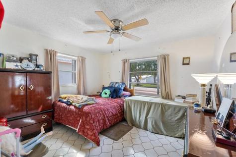 1540 NW 85th Avenue Plantation FL 33322