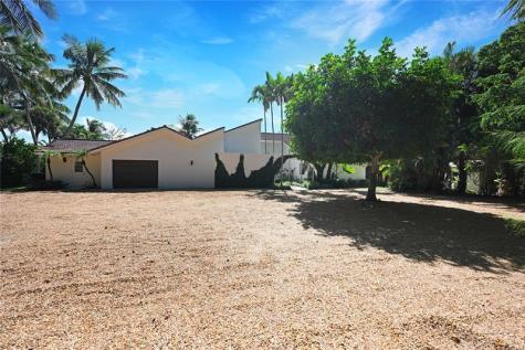 114 N Beach Road Hobe Sound FL 33455