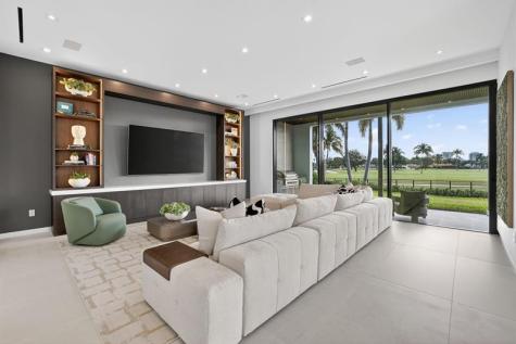 4312 NE 23 Avenue Fort Lauderdale FL 33308