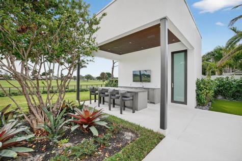 4312 NE 23 Avenue Fort Lauderdale FL 33308