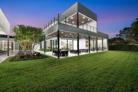 4312 NE 23 Avenue Fort Lauderdale FL 33308