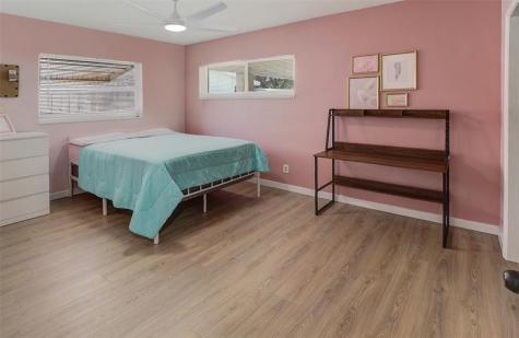 131 NE 55th Street Oakland Park FL 33334