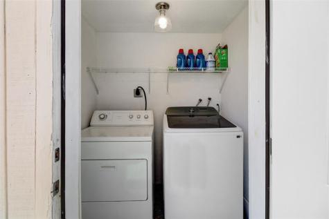 131 NE 55th Street Oakland Park FL 33334